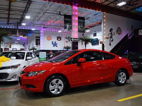 Used 2013 Honda Civic LX Coupe image 3