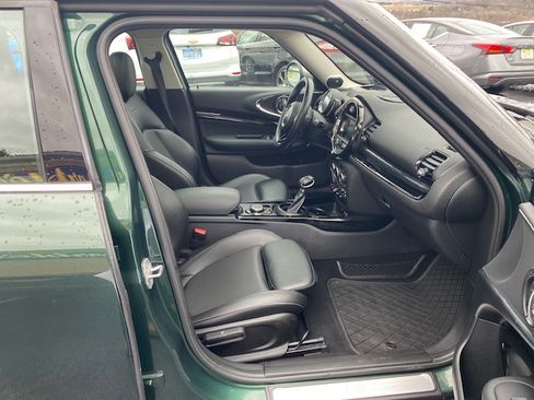 Used 2018 MINI Cooper Clubman Clubvan image 16