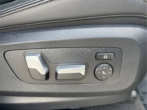 Used 2021 BMW X7 xDrive40i image 50