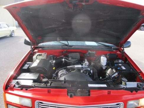 Used 1998 GMC Sierra 1500 SLE image 46