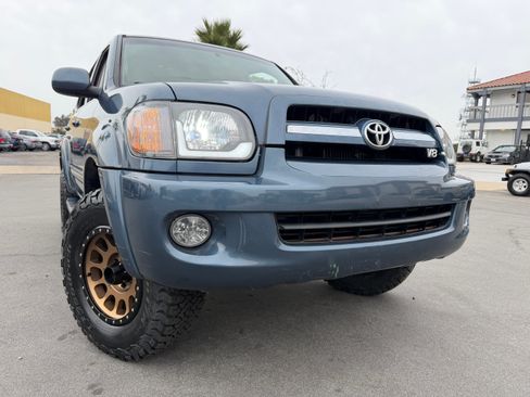 Used 2005 Toyota Sequoia Limited image 10