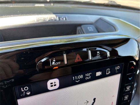 Used 2022 RAM 2500 Laramie image 36