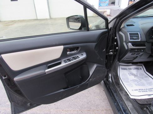 Used 2016 Subaru Crosstrek 2.0i Limited image 13