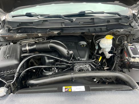 Used 2019 RAM 1500 4x4 Quad Cab Classic Tradesman image 19