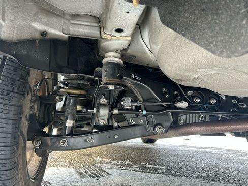 Used 2018 Subaru Forester 2.5i Touring image 22