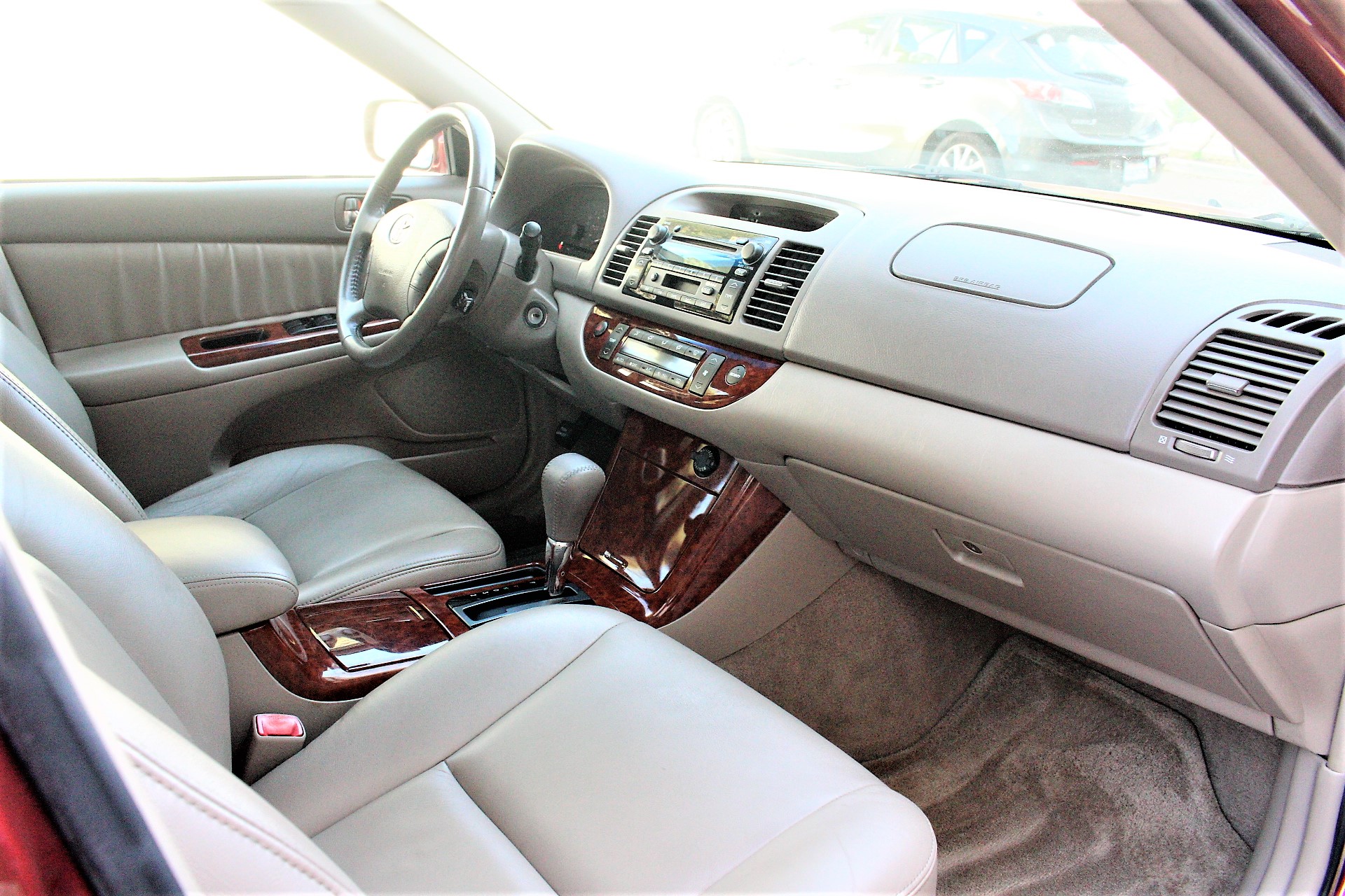 Used 2005 Toyota Camry XLE FWD image 20