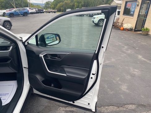 Used 2024 Toyota RAV4 LE image 11