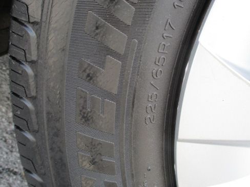 Used 2014 Toyota RAV4 AWD LE image 13