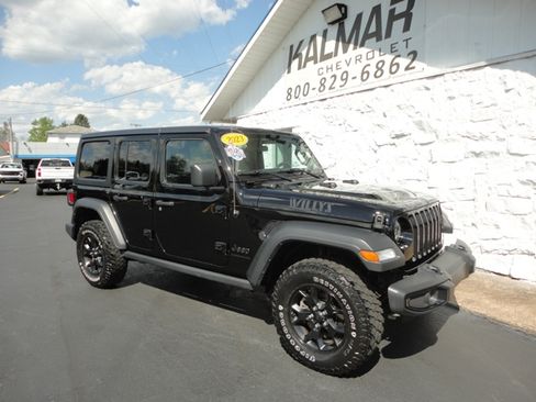 Used 2023 Jeep Wrangler Unlimited Sport AWD/4WD image 3