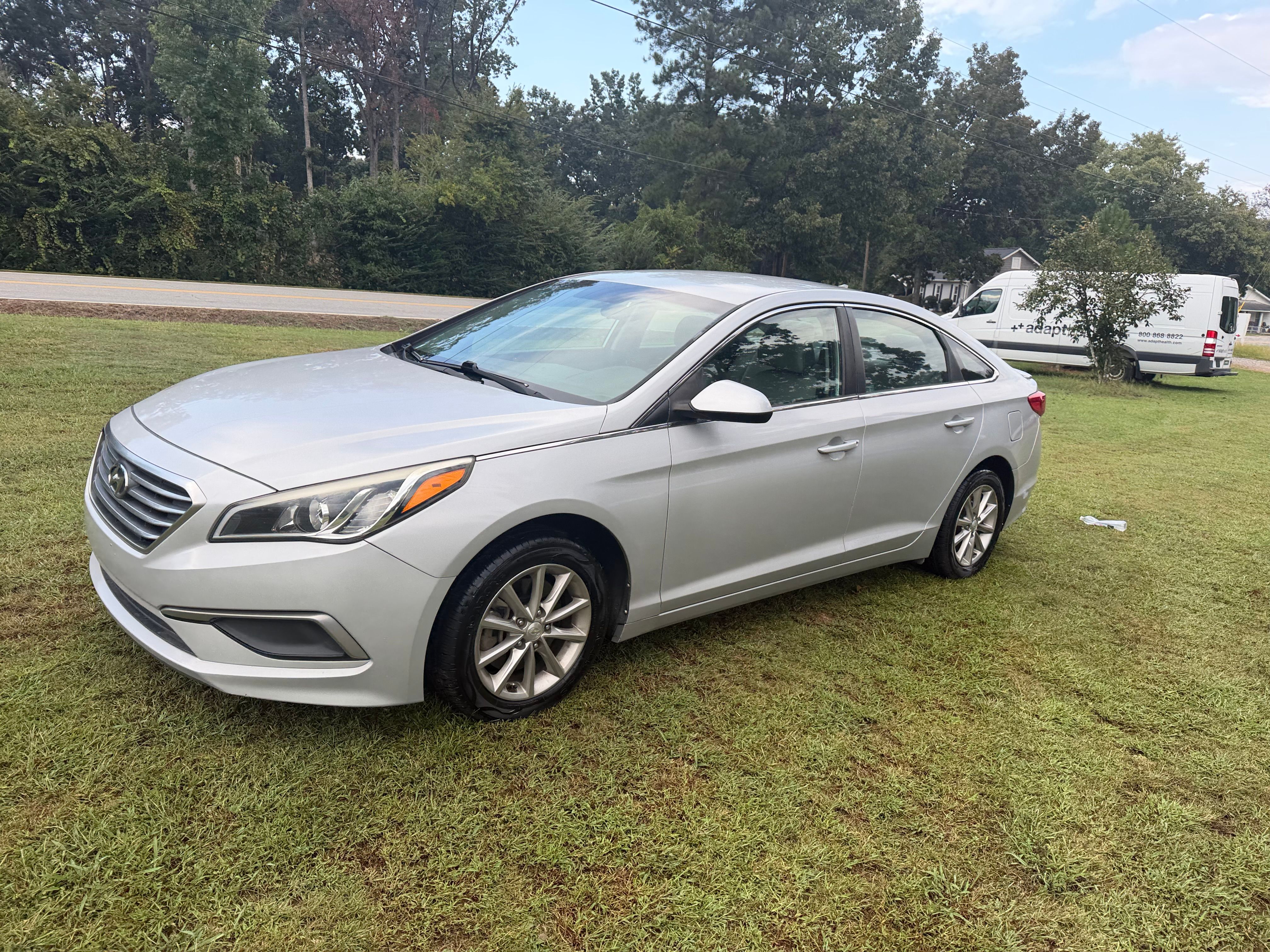 Used 2016 Hyundai Sonata SE FWD image 5
