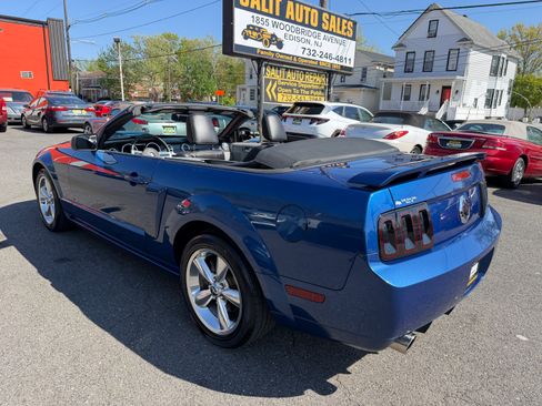 Used 2007 Ford Mustang GT image 25