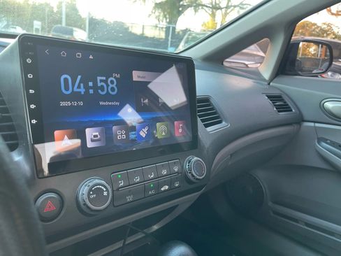 Used 2011 Honda Civic LX image 16