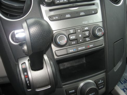 Used 2015 Honda Pilot EX image 12