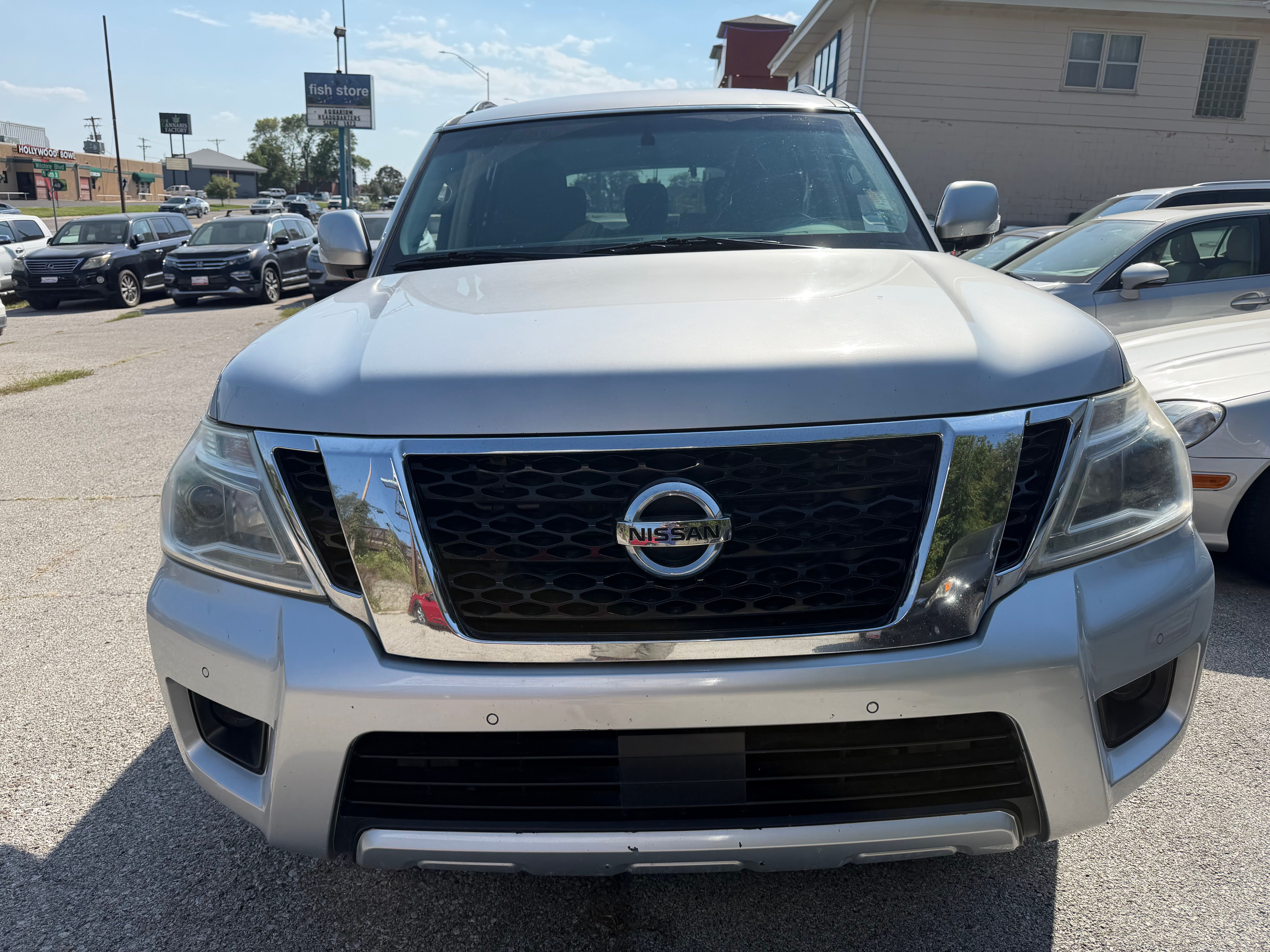 Used 2017 Nissan Armada AWD/4WD image 2