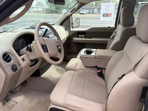 Used 2004 Ford F150 XLT image 4