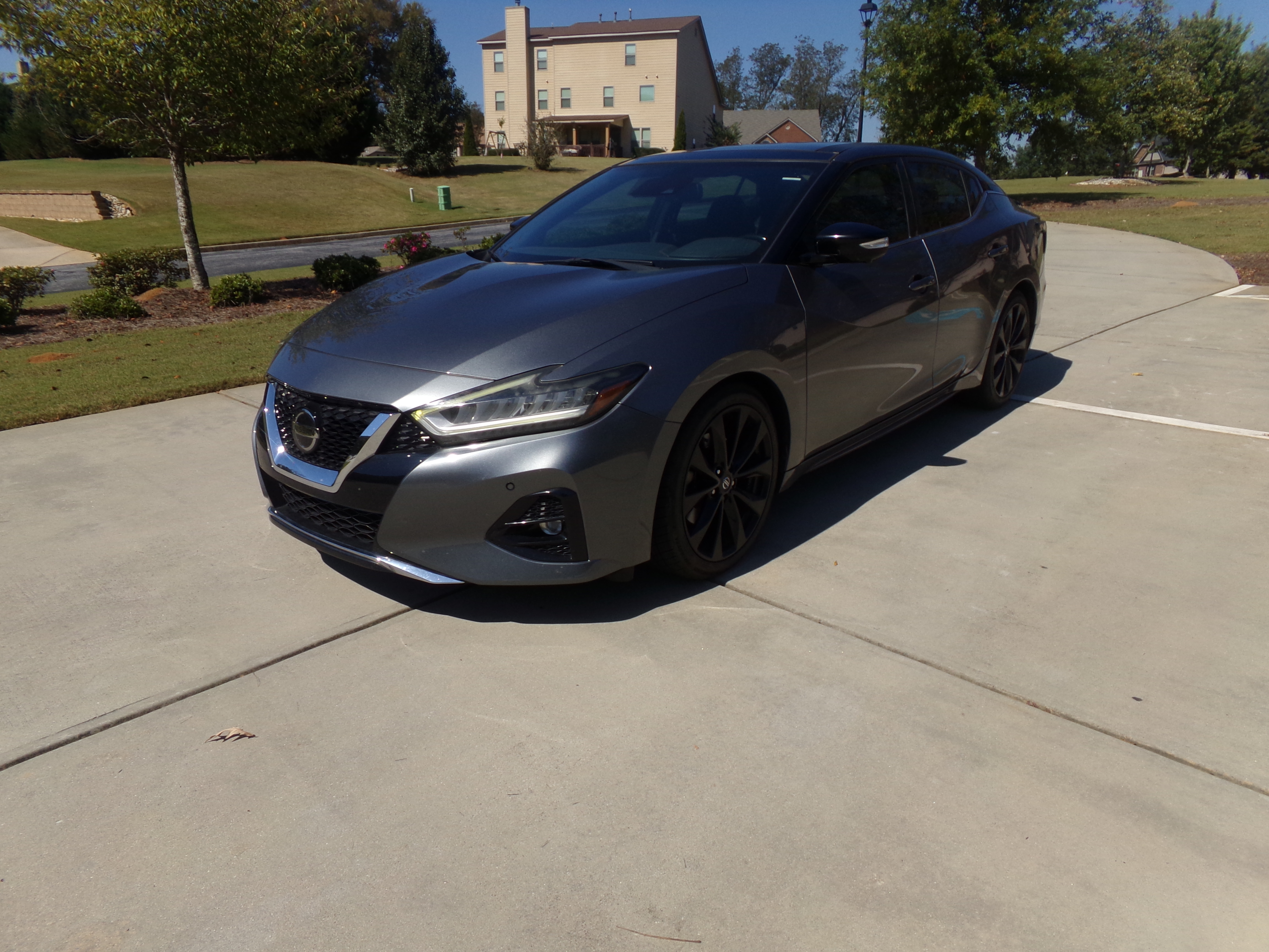 Used 2019 Nissan Maxima SR FWD image 1