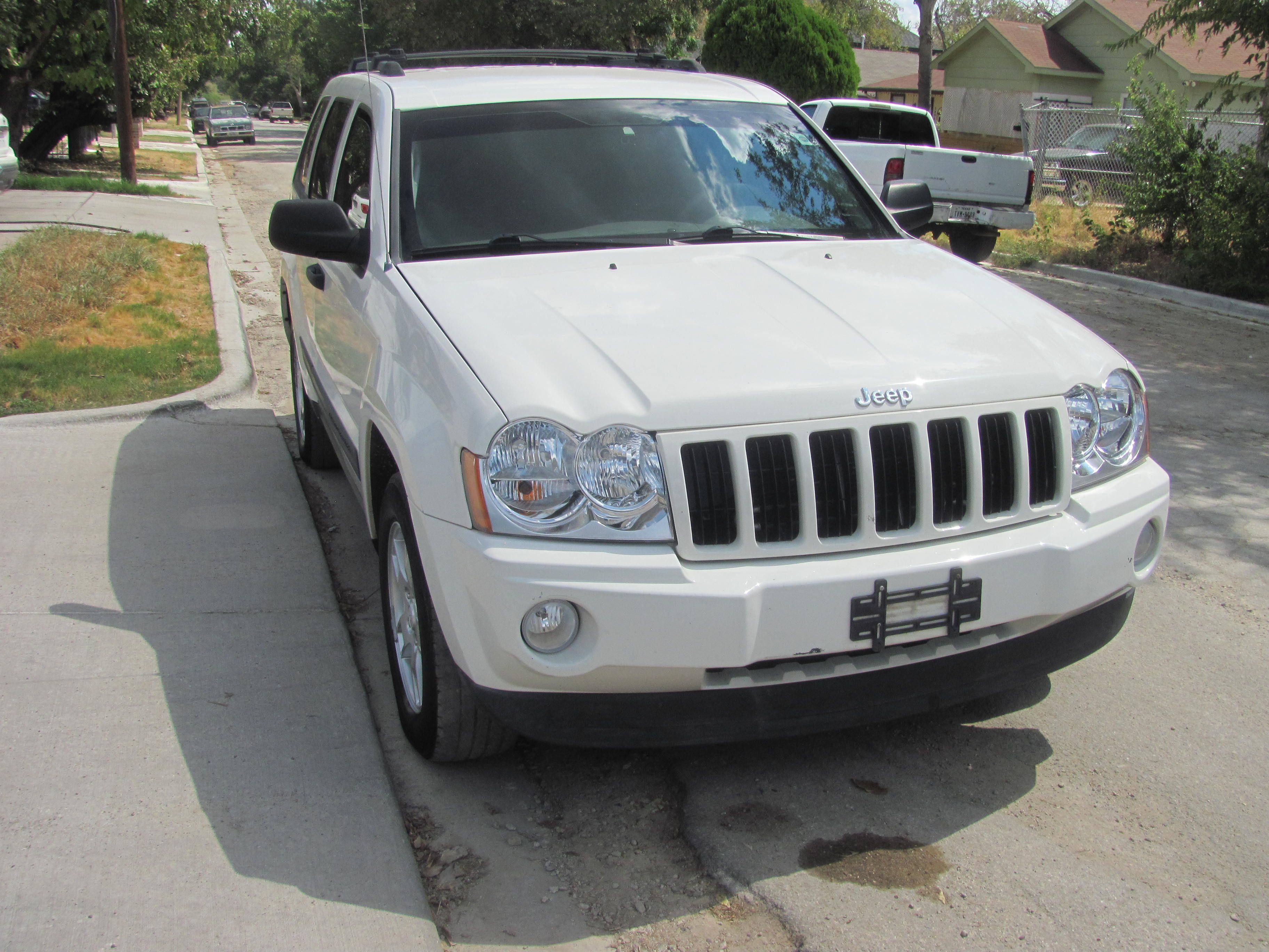 Used 2006 Jeep Grand Cherokee 2WD Laredo image 2