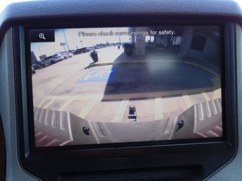 Used 2014 Ford F250 Super Duty Platinum image 14