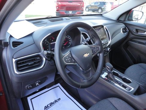 Used 2024 Chevrolet Equinox LT image 15