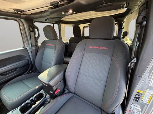 Used 2023 Jeep Wrangler Unlimited Rubicon image 17