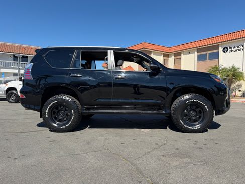 Used 2021 Lexus GX 460 Premium image 18