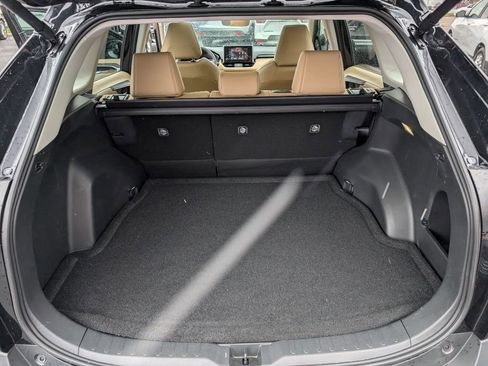 Used 2025 Toyota RAV4 XLE Premium image 15