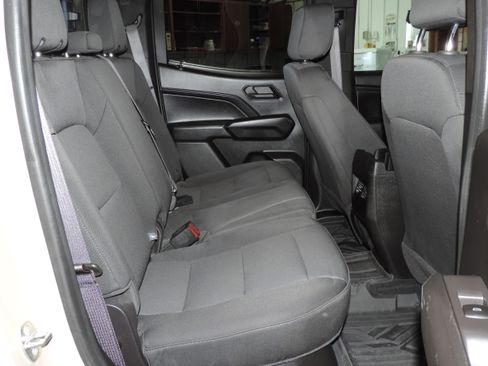 Used 2023 Chevrolet Colorado Trail Boss image 32