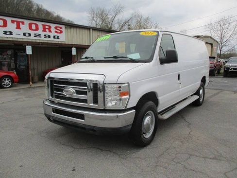 Used 2014 Ford E-250 and Econoline 250 image 2