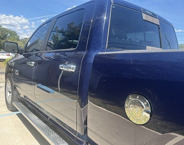 Used 2015 RAM 1500 2WD Crew Cab Sport image 4