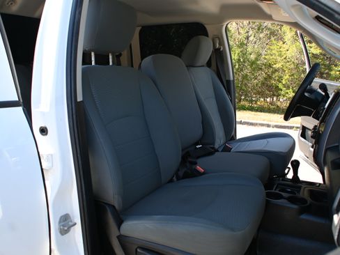 Used 2015 RAM 2500 Tradesman image 25