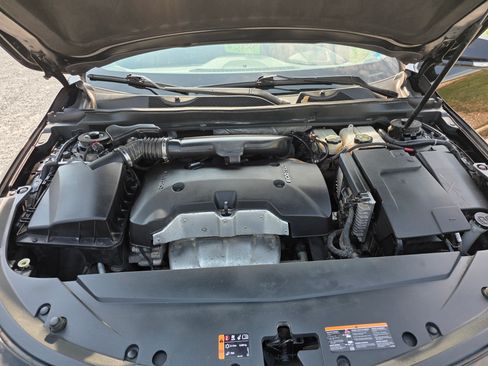 Used 2015 Chevrolet Impala LT image 13