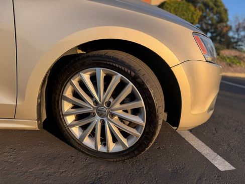 Used 2013 Volkswagen Jetta 2.5 image 3