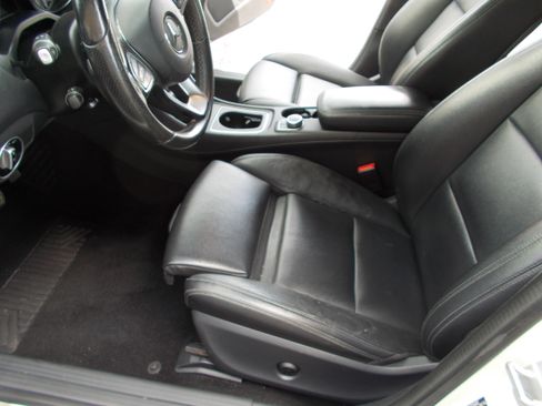 Used 2016 Mercedes-Benz CLA 250 4MATIC image 14