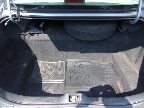 Used 2009 Mercury Grand Marquis LS RWD image 7