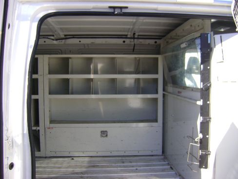 Used 1998 Ford E-250 and Econoline 250 image 17