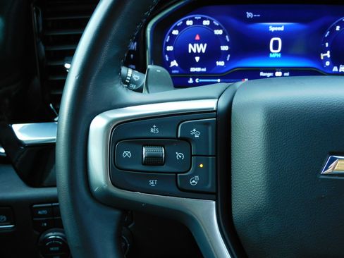 Used 2024 Chevrolet Silverado 1500 LT Z71 image 30