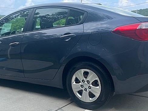 Used 2015 Kia Forte LX image 7