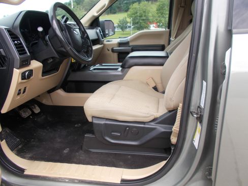 Used 2020 Ford F150 4x4 SuperCrew image 8