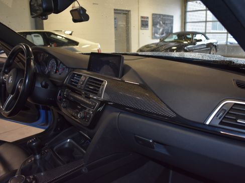 Used 2017 BMW M3 Sedan RWD image 30