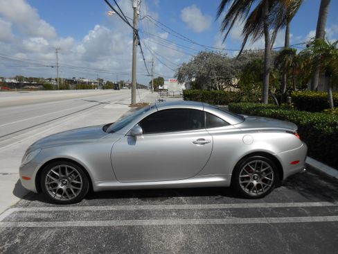Used 2002 Lexus SC 430 image 2