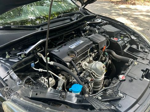 Used 2015 Honda Accord Sport Sedan image 26