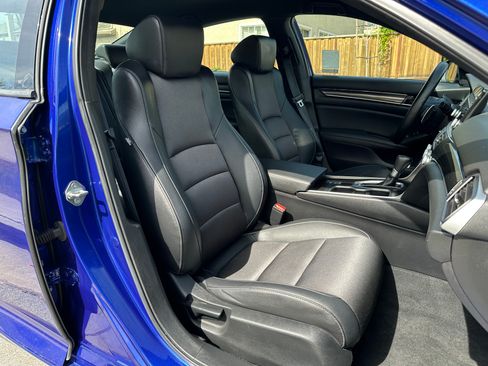 Used 2019 Honda Accord Sport image 19