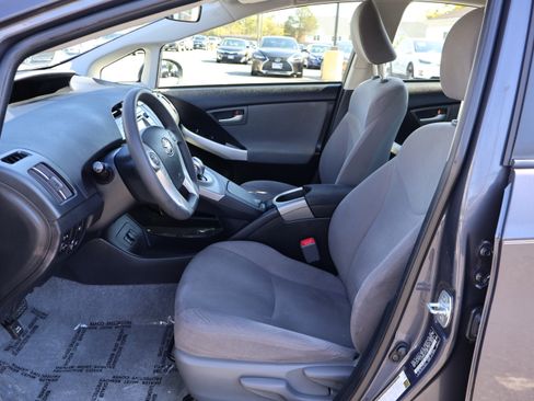 Used 2013 Toyota Prius image 14