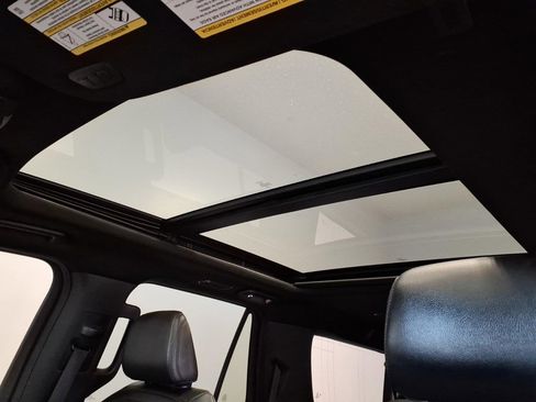 Used 2021 Ford Expedition Max Limited RWD image 24