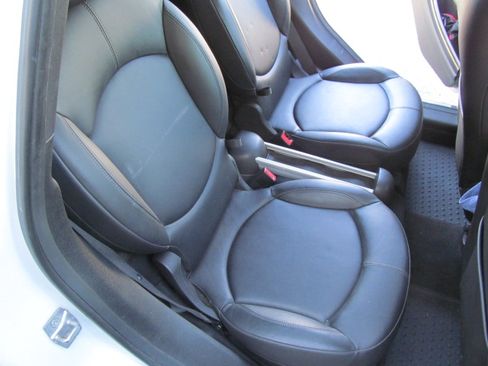 Used 2011 MINI Cooper Countryman S image 16