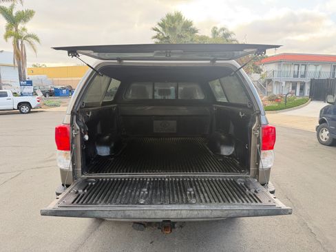Used 2010 Toyota Tundra 4x4 Double Cab w/ SR5 & TRD image 8