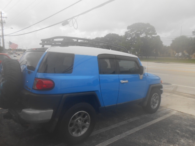 Used 2007 Toyota FJ Cruiser 2WD image 4