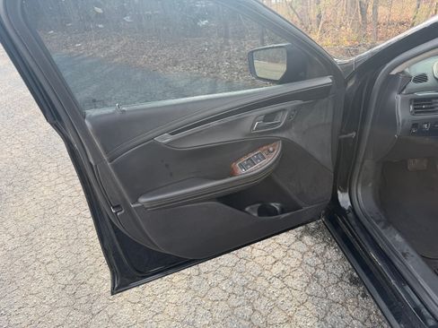 Used 2014 Chevrolet Impala LT image 27