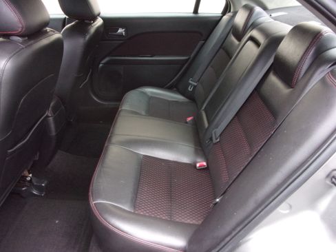 Used 2009 Ford Fusion SE image 9