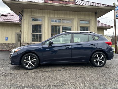 Used 2019 Subaru Impreza 2.0i Premium image 2